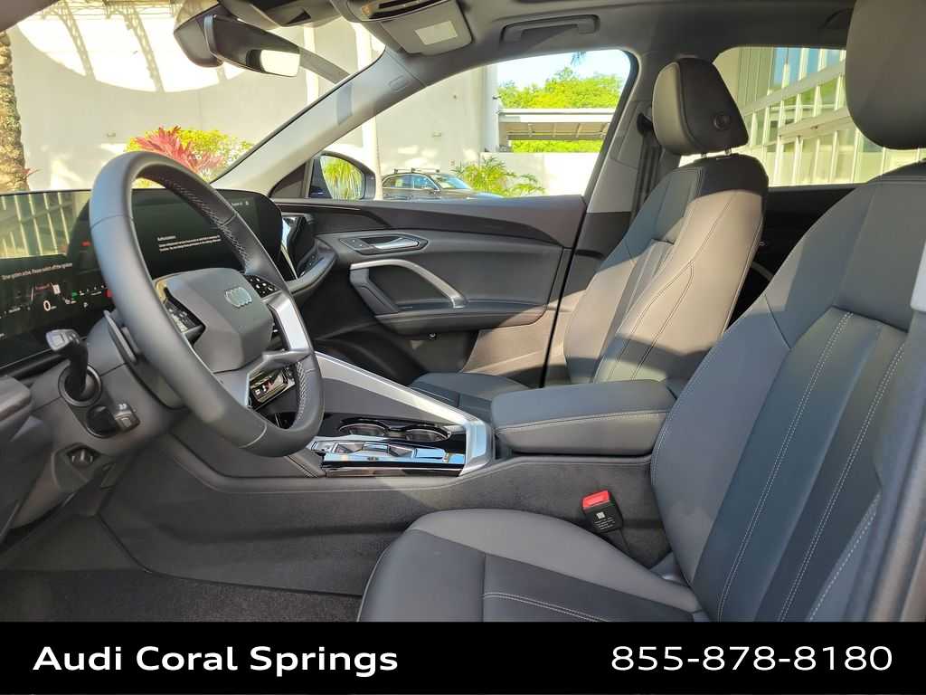 Thumbnail: 2025 Audi Q5 - 19