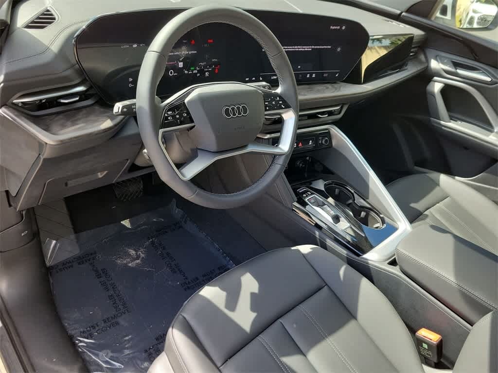 New 2025 Audi Q5 2.0T Premium SUV