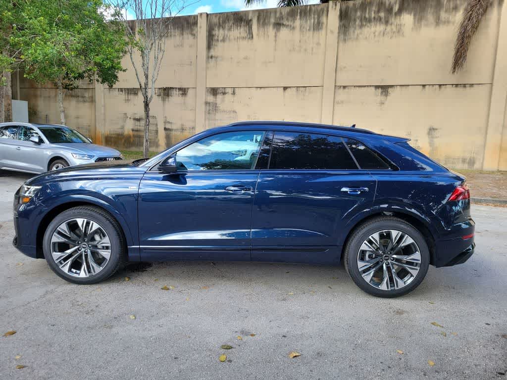 Thumbnail: 2026 Audi Q8 - 11