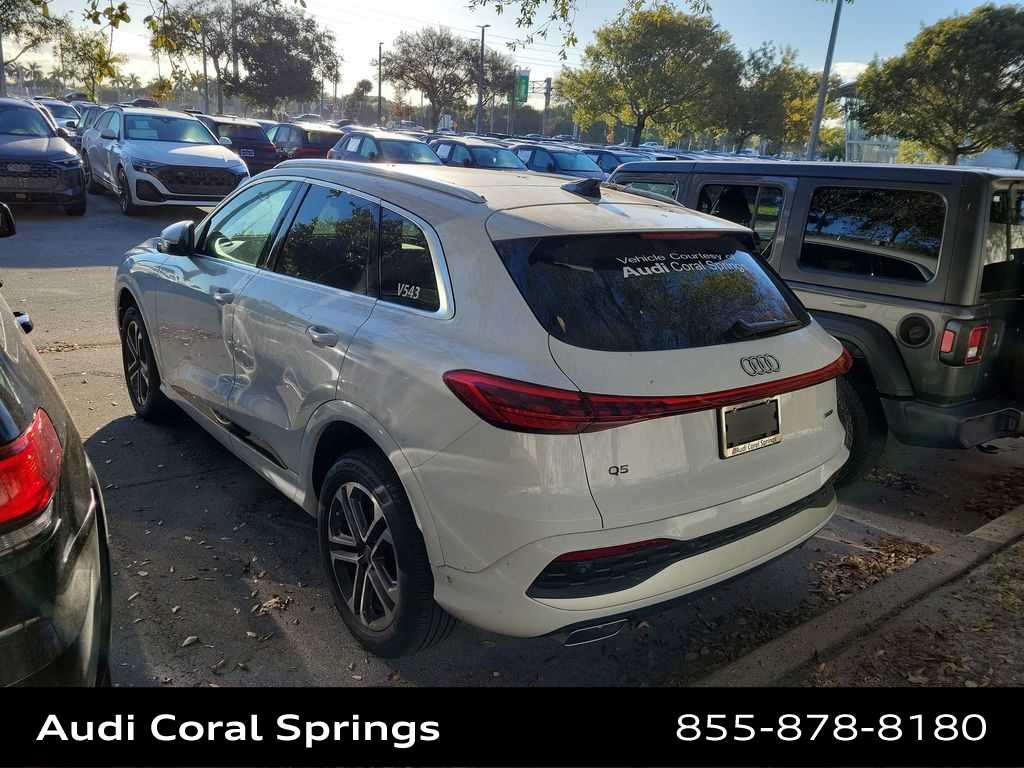 Thumbnail: 2025 Audi Q5 - 12