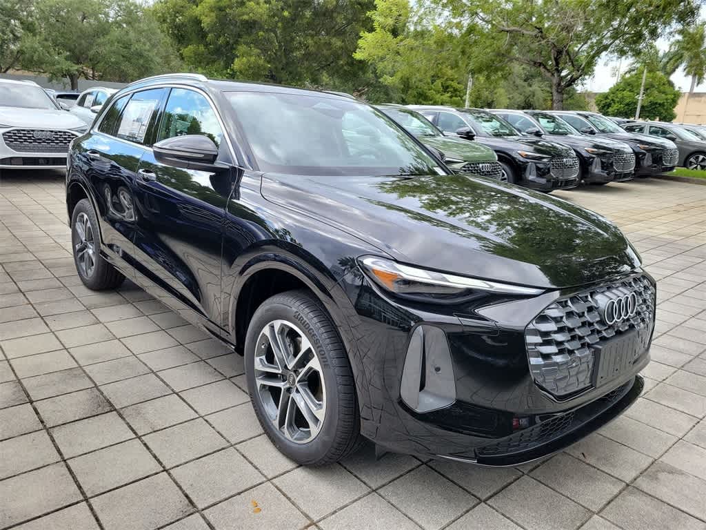 Thumbnail: 2025 Audi Q5 - 6