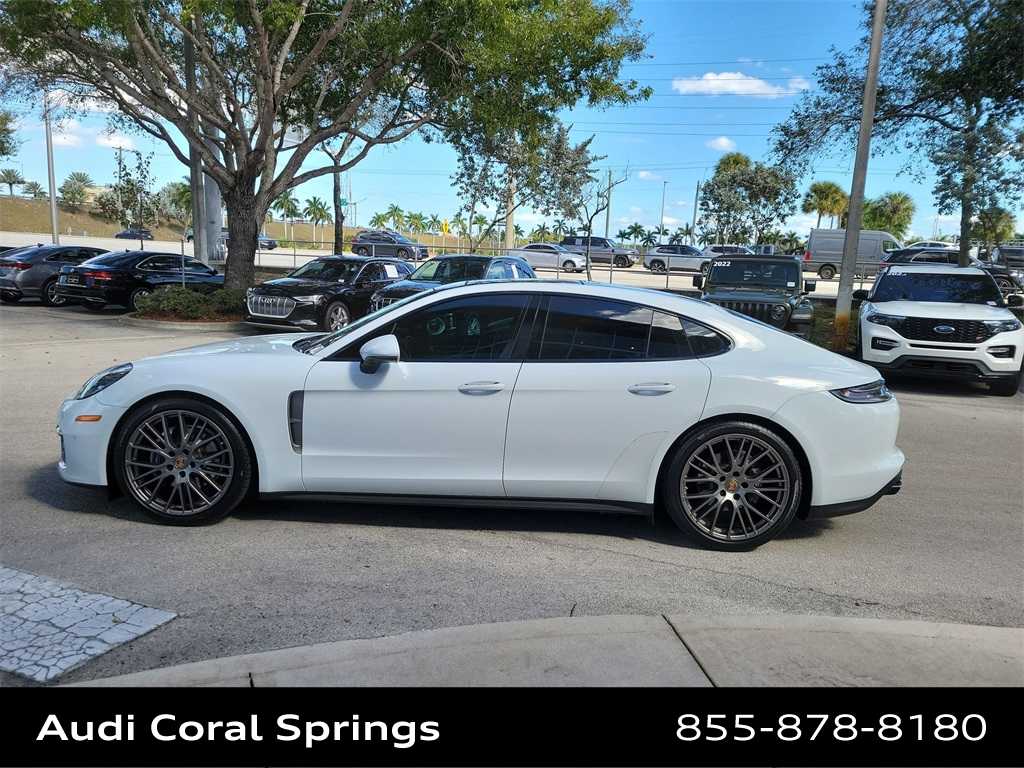 Thumbnail: 2022 Porsche Panamera - 5