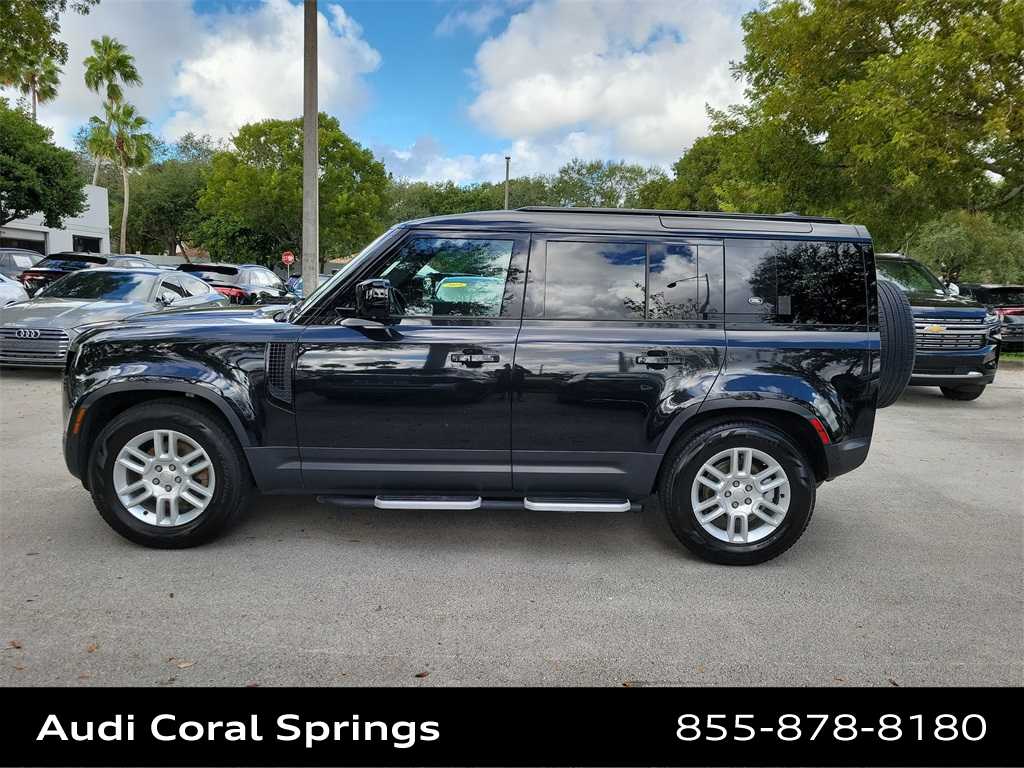 Thumbnail: 2023 Land Rover Defender - 5