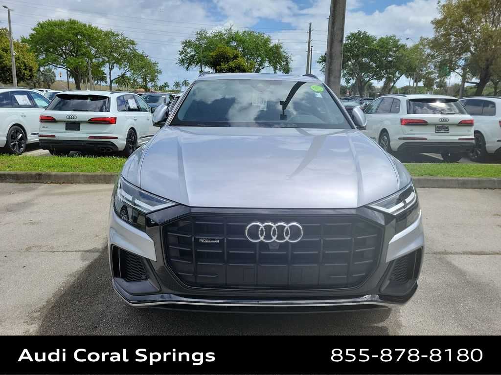 Thumbnail: 2021 Audi Q8 - 9