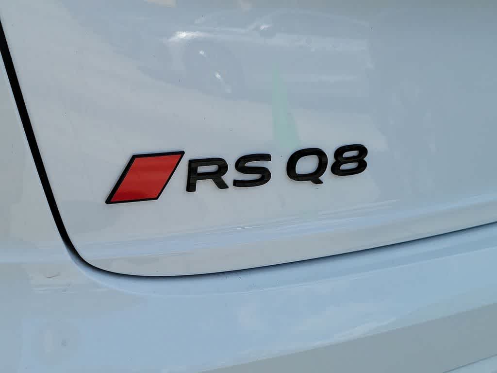 Thumbnail: 2026 Audi RS Q8 - 15