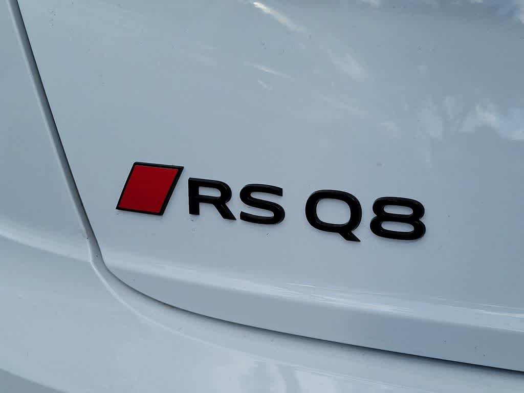 Thumbnail: 2026 Audi RS Q8 - 15