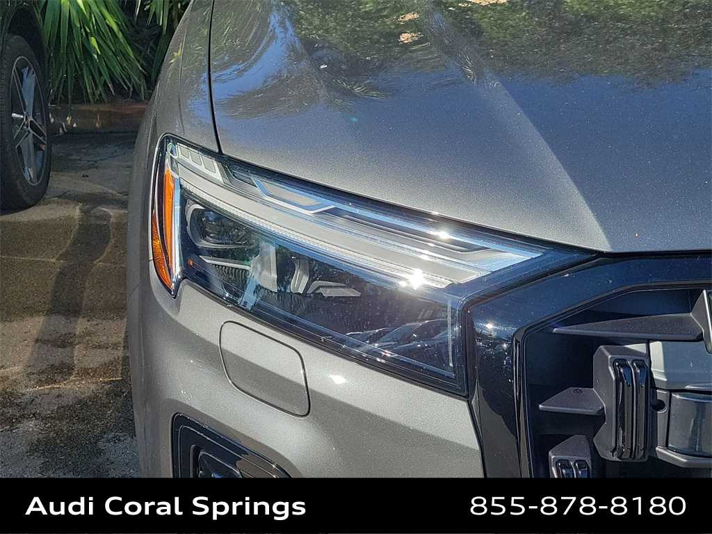 Thumbnail: 2025 Audi Q7 - 15