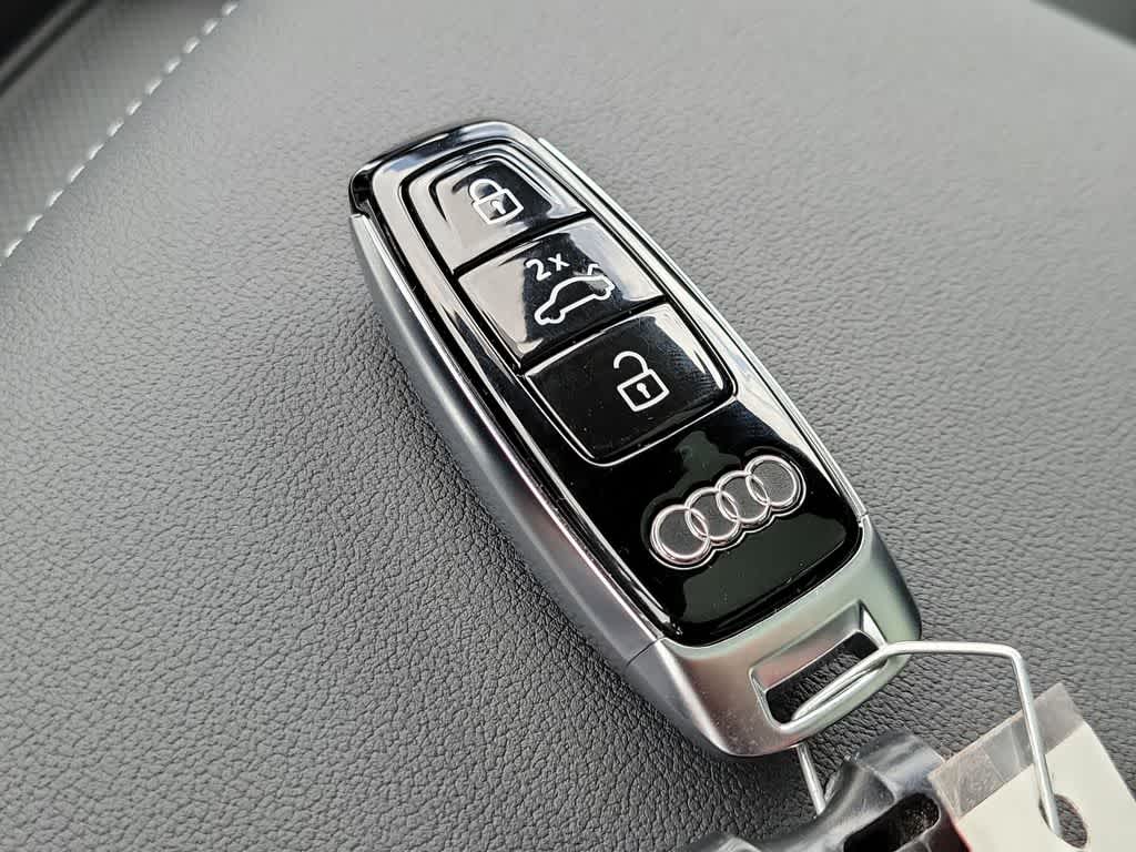 Thumbnail: 2026 Audi Q7 - 20