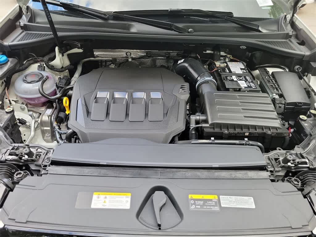 Thumbnail: 2025 Audi Q3 - 9