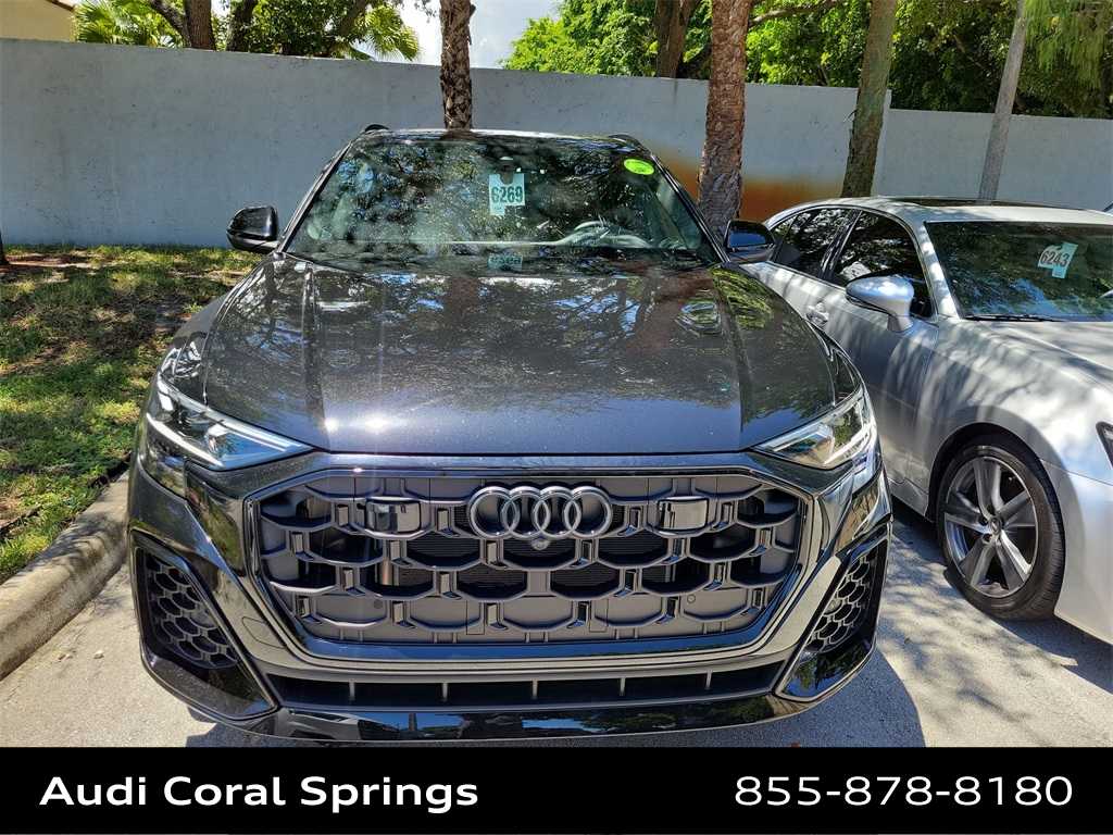 Thumbnail: 2025 Audi Q8 - 6