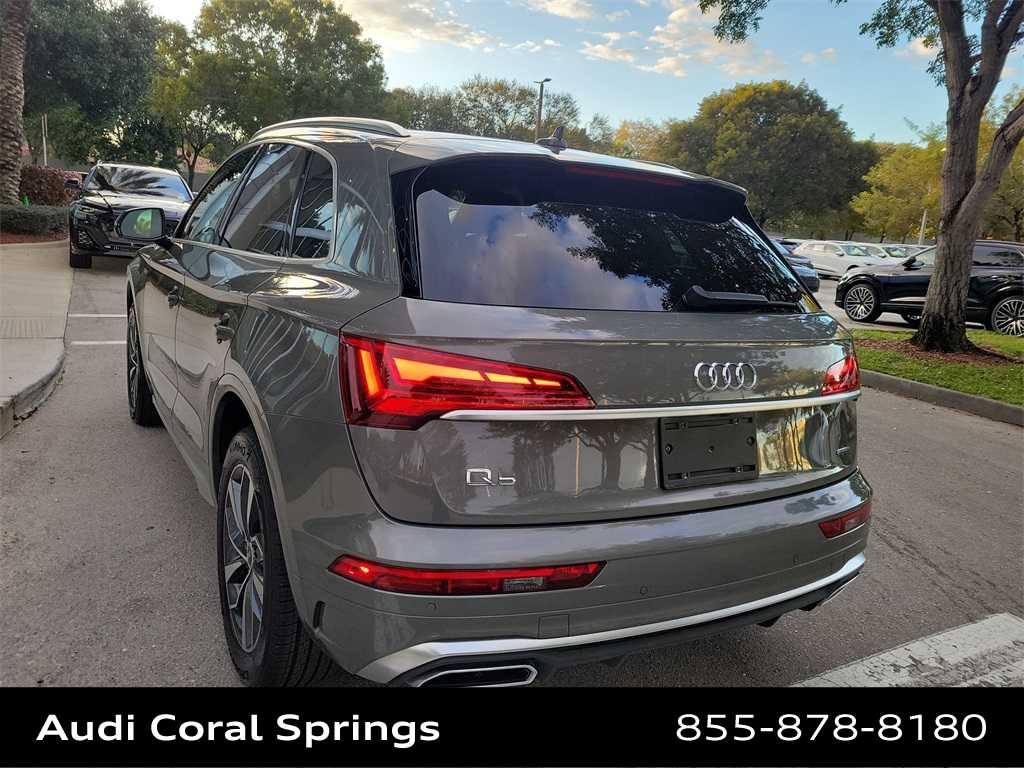 Thumbnail: 2023 Audi Q5 - 12