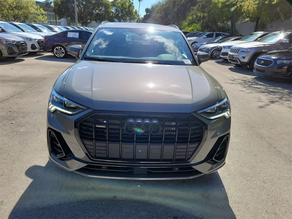 Thumbnail: 2025 Audi Q3 - 3
