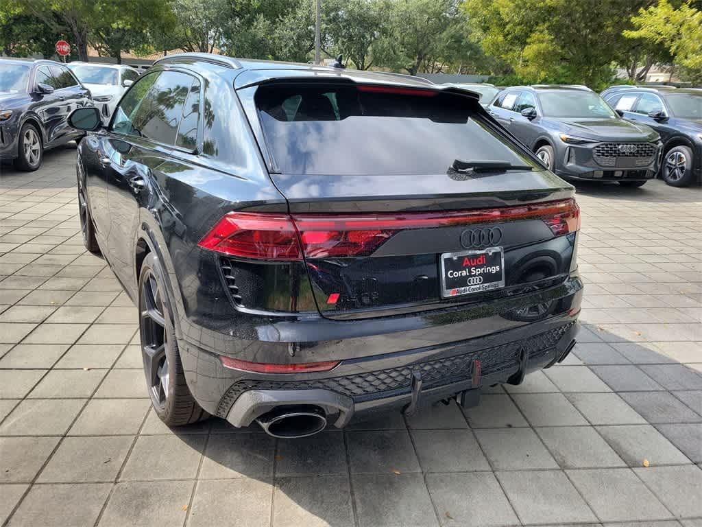 Thumbnail: 2026 Audi RS Q8 - 6