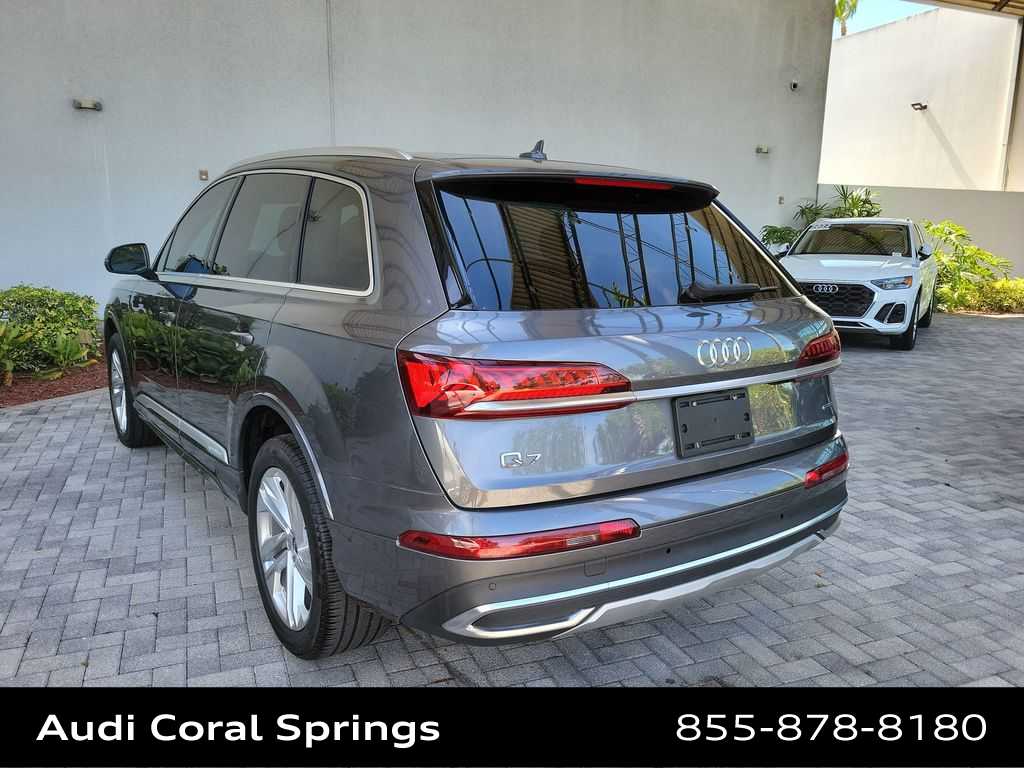 Thumbnail: 2023 Audi Q7 - 6