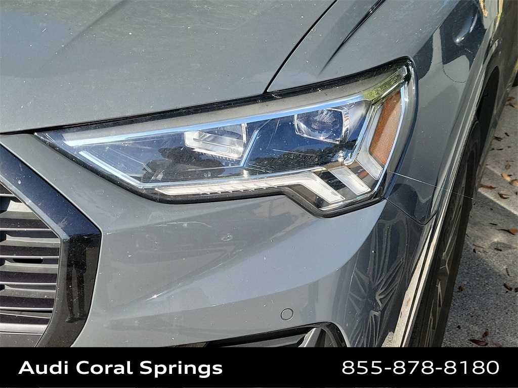 Thumbnail: 2024 Audi Q3 - 12