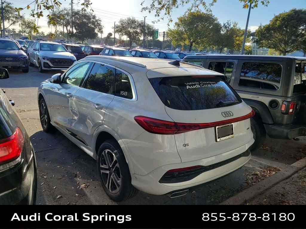 Thumbnail: 2025 Audi Q5 - 18
