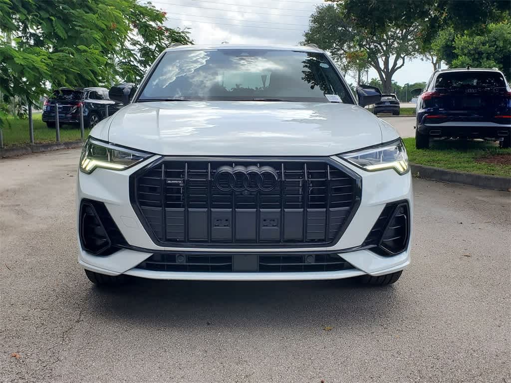 Thumbnail: 2025 Audi Q3 - 14