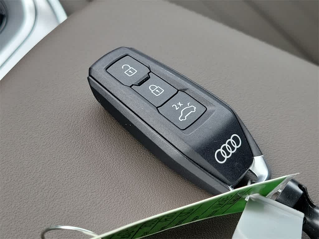 Thumbnail: 2025 Audi Q5 - 28