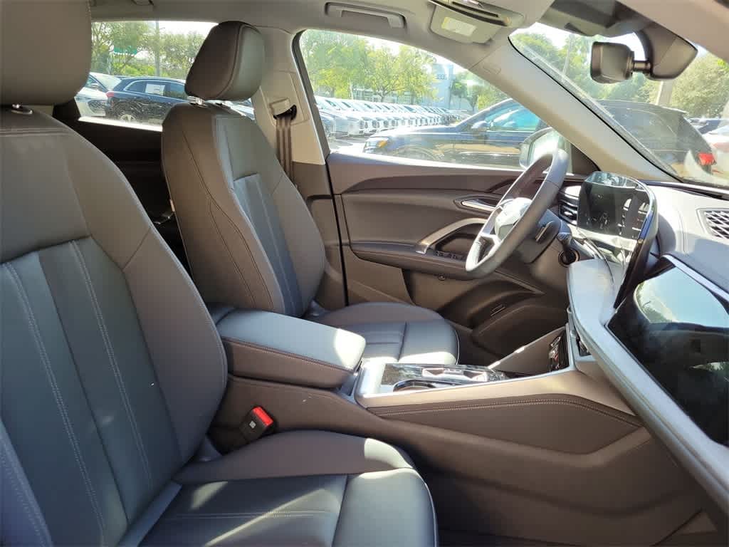 Thumbnail: 2025 Audi Q5 - 22