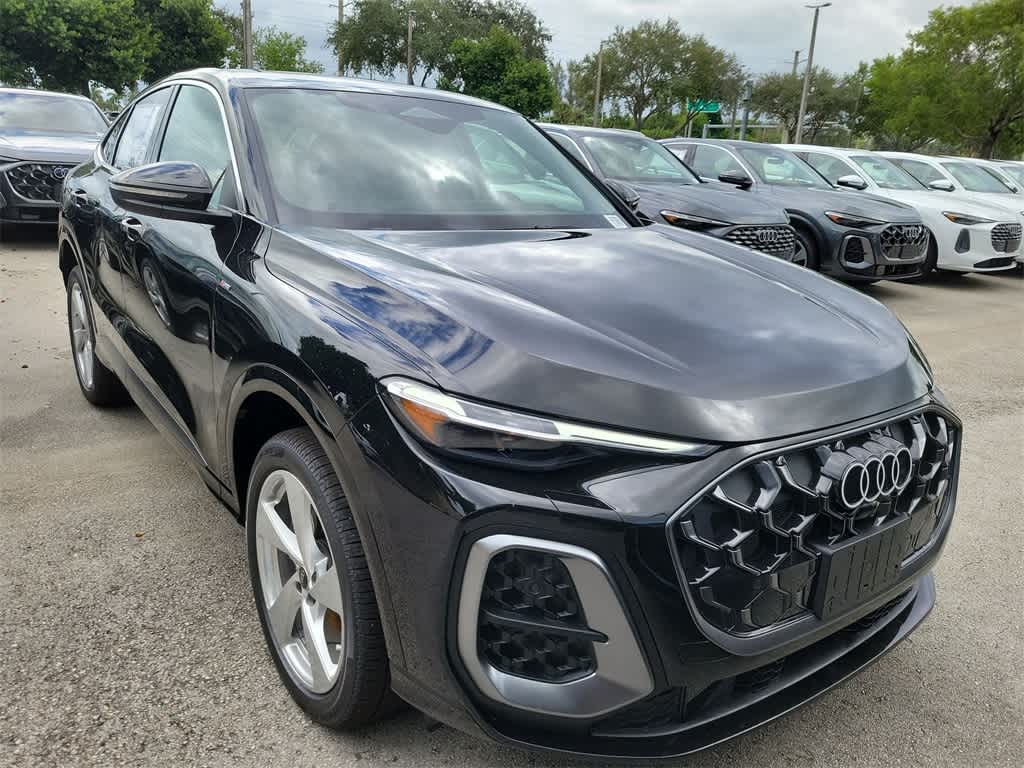 Thumbnail: 2025 Audi Q5 - 6