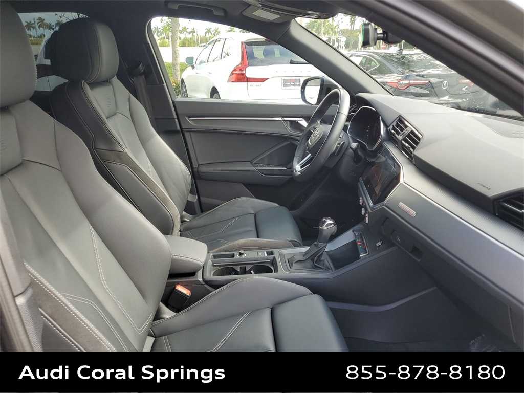 Thumbnail: 2022 Audi Q3 - 22