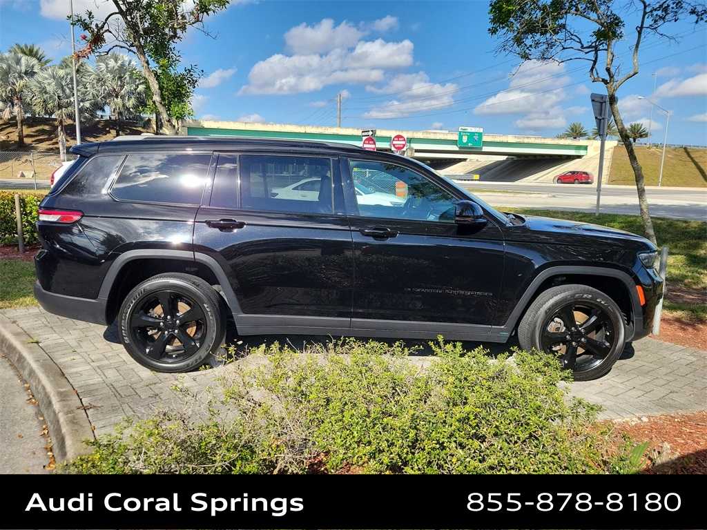 Thumbnail: 2023 Jeep Grand Cherokee L - 9