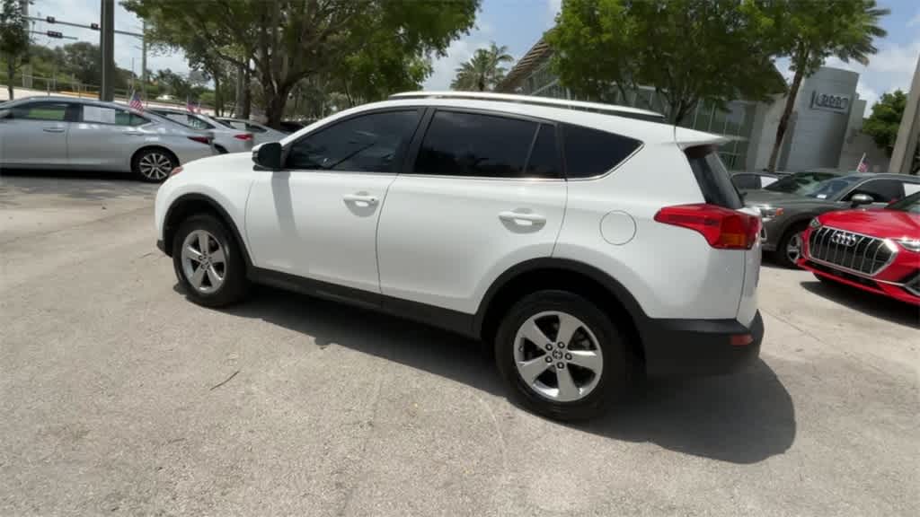 Thumbnail: 2015 Toyota RAV4 - 6