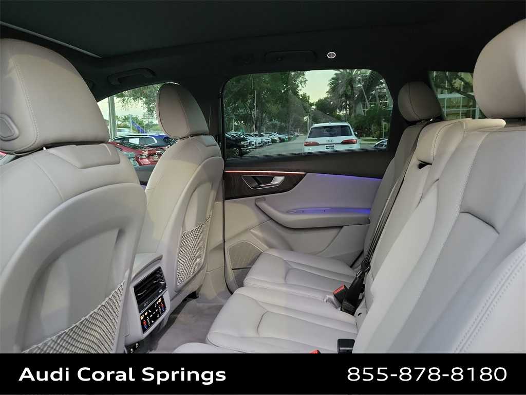 Thumbnail: 2022 Audi Q7 - 20