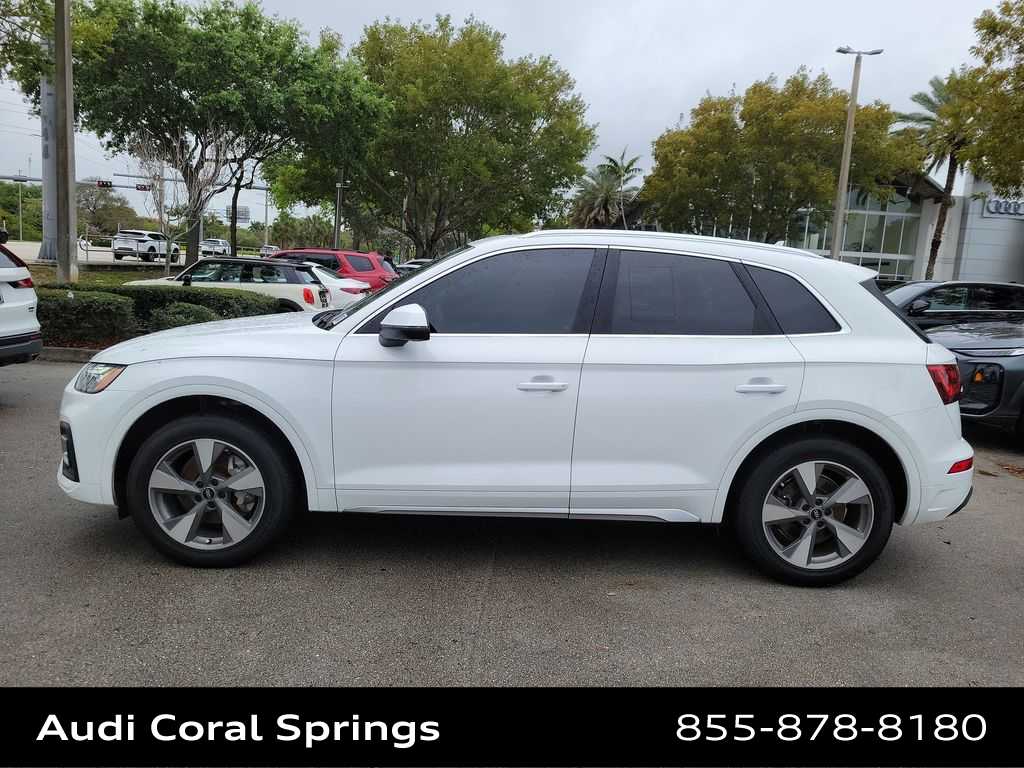 Thumbnail: 2022 Audi Q5 - 5