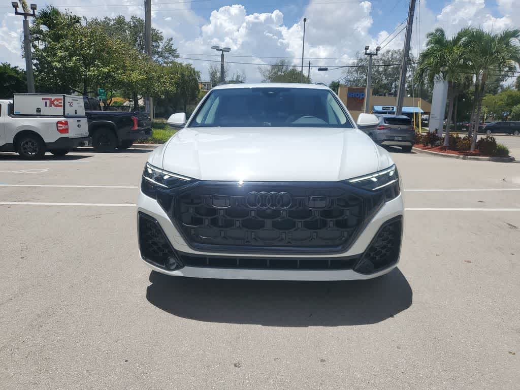 Thumbnail: 2025 Audi Q8 - 9