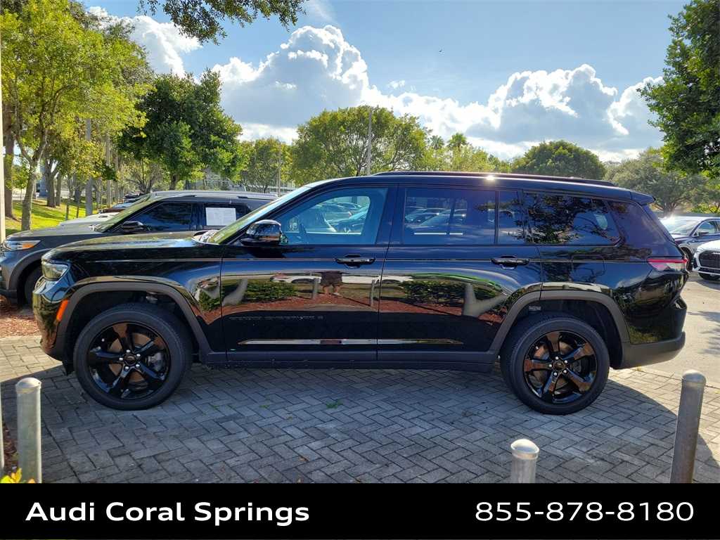 Thumbnail: 2023 Jeep Grand Cherokee L - 11