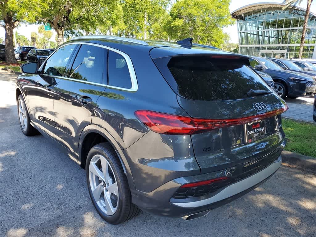 Thumbnail: 2025 Audi Q5 - 12