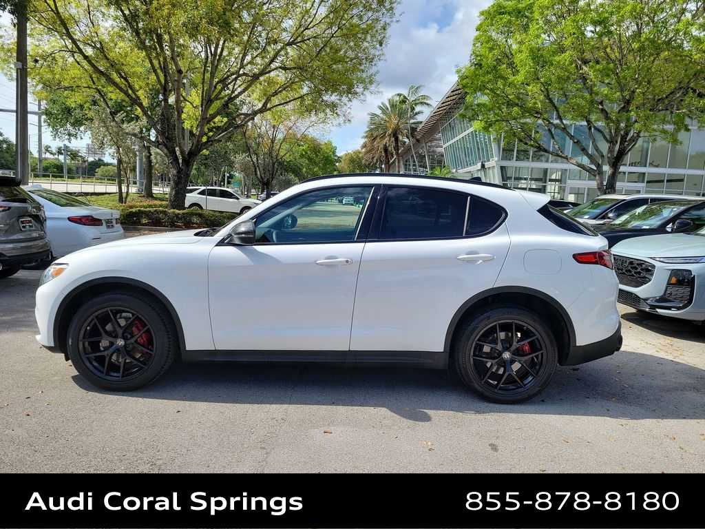 Thumbnail: 2019 Alfa Romeo Stelvio - 5