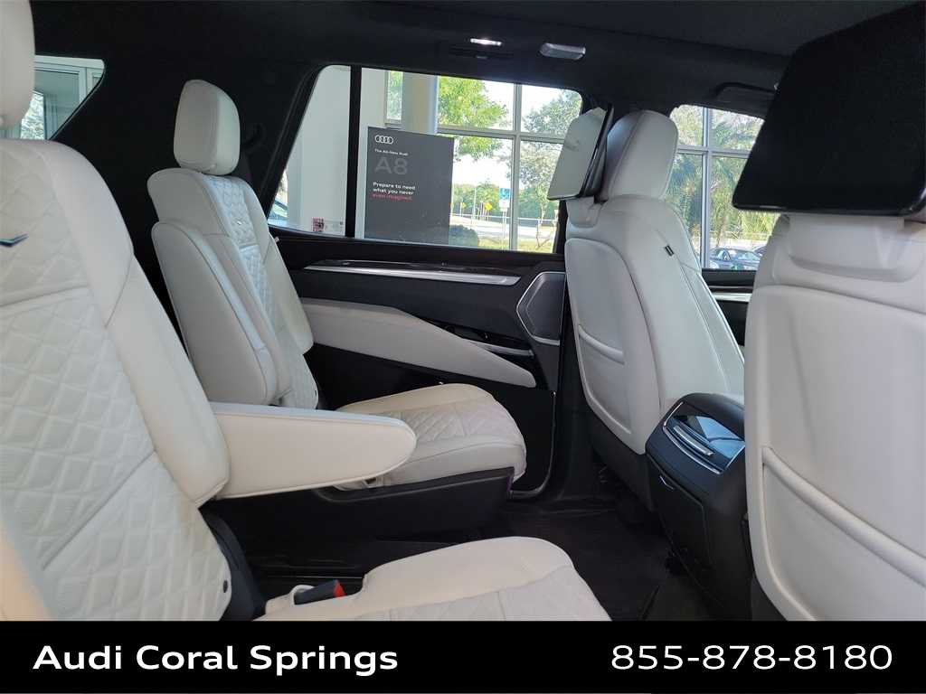 Thumbnail: 2025 Cadillac Escalade - 13