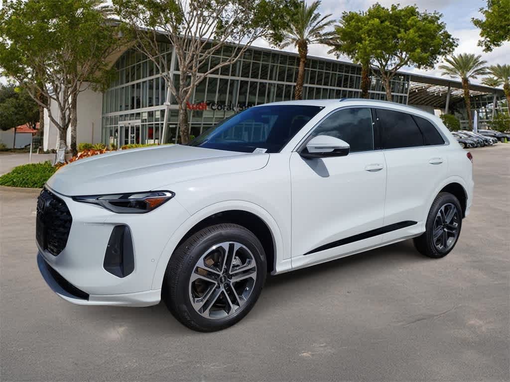 Thumbnail: 2025 Audi Q5 - 1