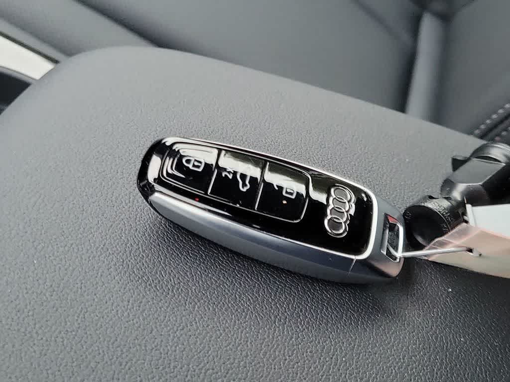 Thumbnail: 2026 Audi Q8 - 28