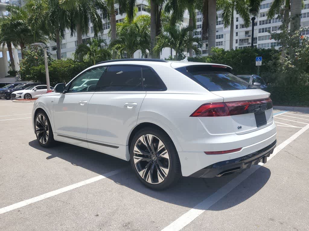 Thumbnail: 2025 Audi Q8 - 4