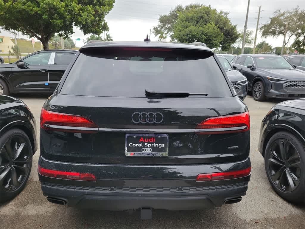 Thumbnail: 2026 Audi Q7 - 5