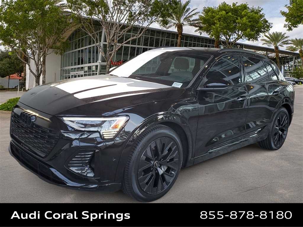2024 Audi Q8 e-tron Prestige Hero Image