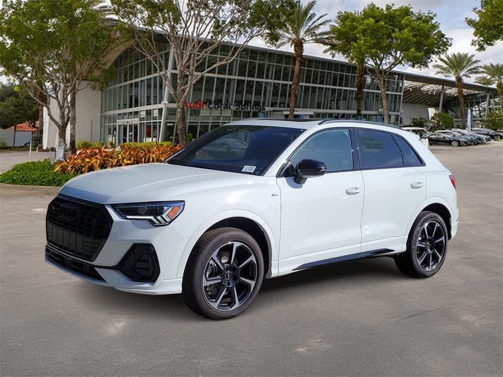 Thumbnail: 2025 Audi Q3 - 1