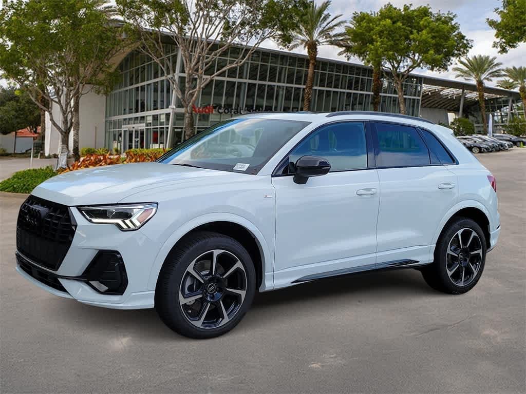 Thumbnail: 2025 Audi Q3 - 1
