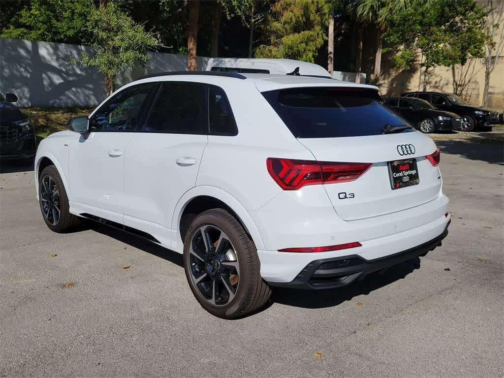 Thumbnail: 2025 Audi Q3 - 6