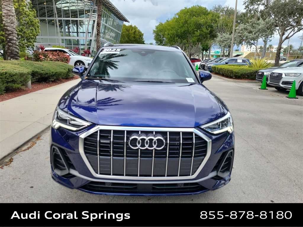 Thumbnail: 2025 Audi Q3 - 14