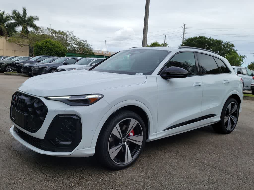 Thumbnail: 2026 Audi SQ5 - 4