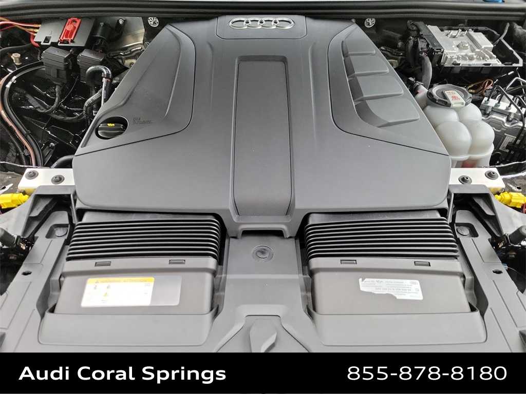 Thumbnail: 2022 Audi Q7 - 17