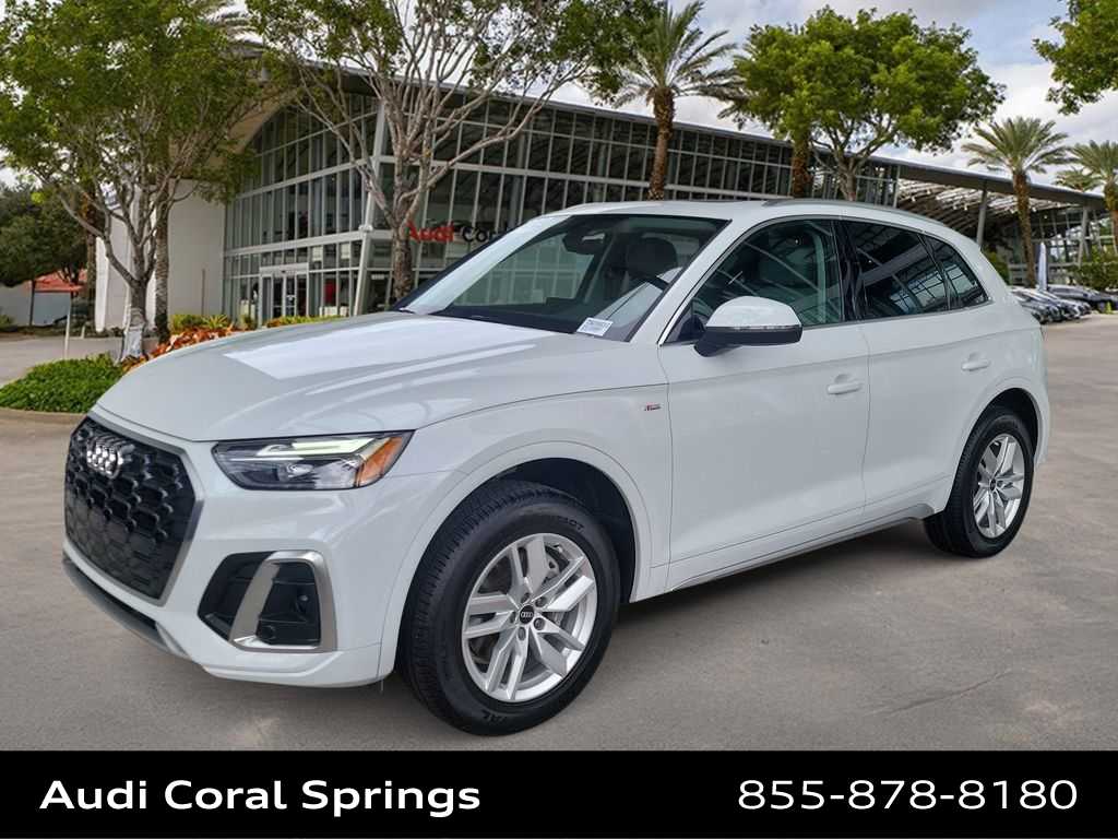 Thumbnail: 2022 Audi Q5 - 1