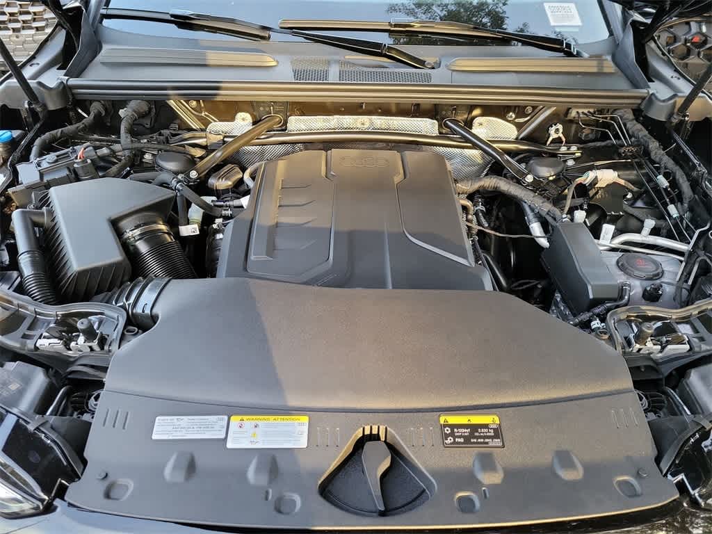 Thumbnail: 2025 Audi Q5 - 9