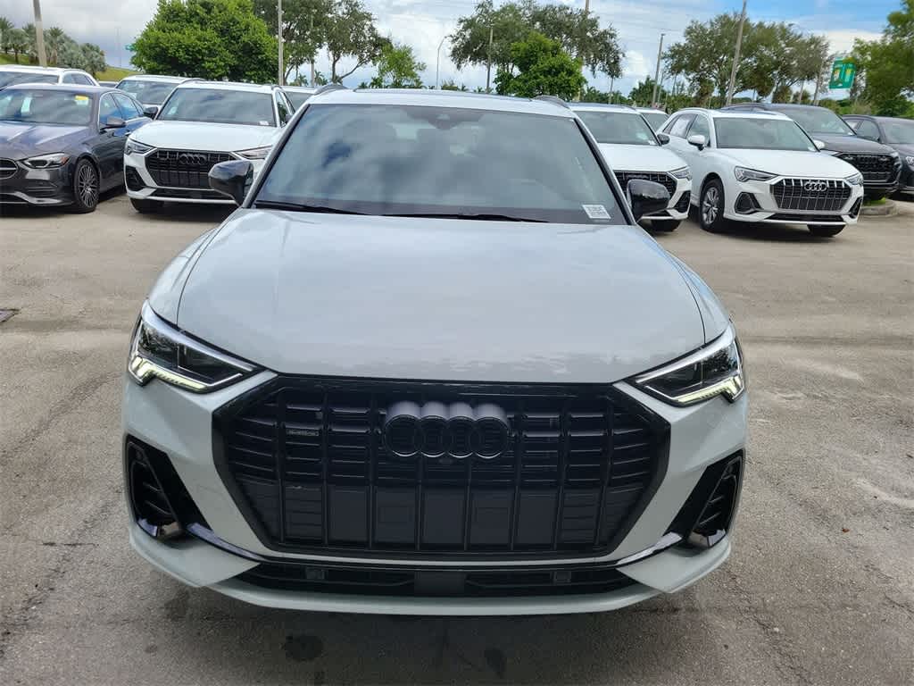 Thumbnail: 2025 Audi Q3 - 14