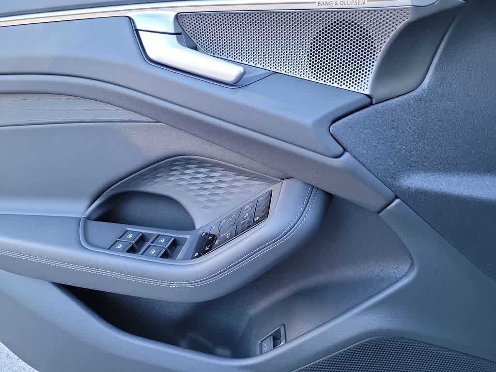 Thumbnail: 2026 Audi A6 - 19