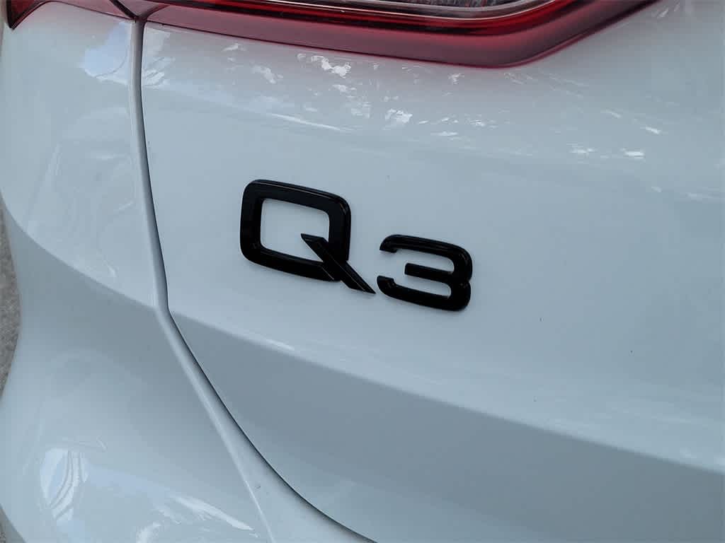Thumbnail: 2025 Audi Q3 - 7